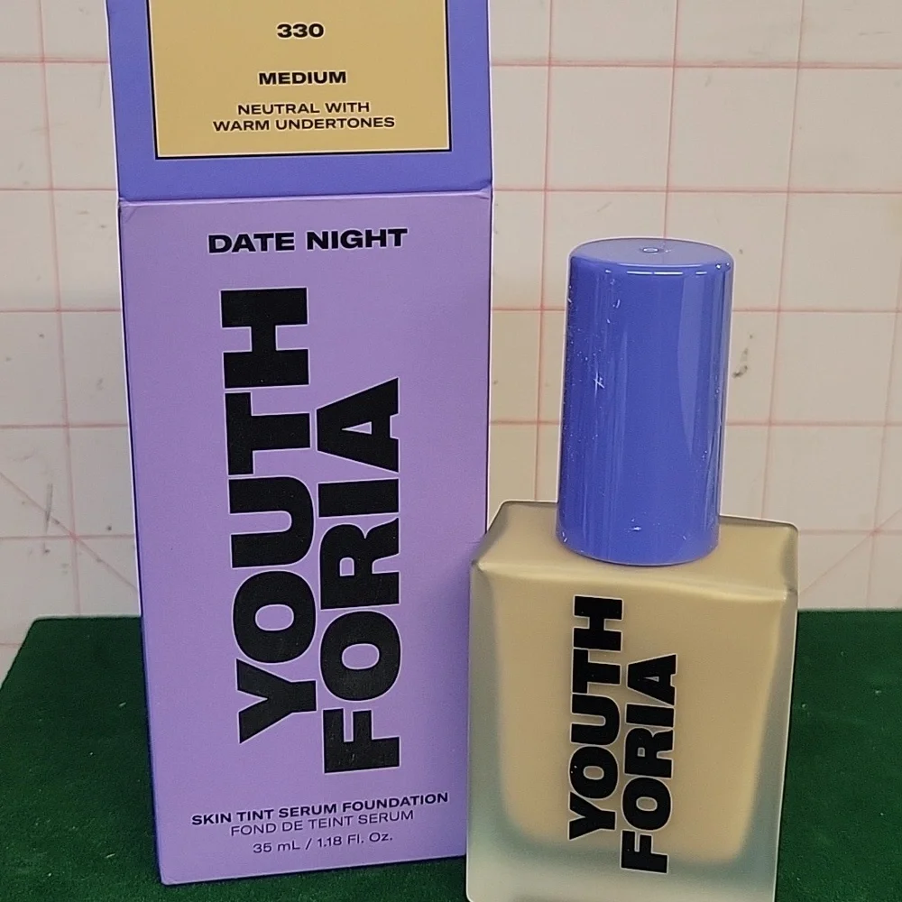 Youth Foria Skin Tint Serum Foundation - 330 Medium 35ml New